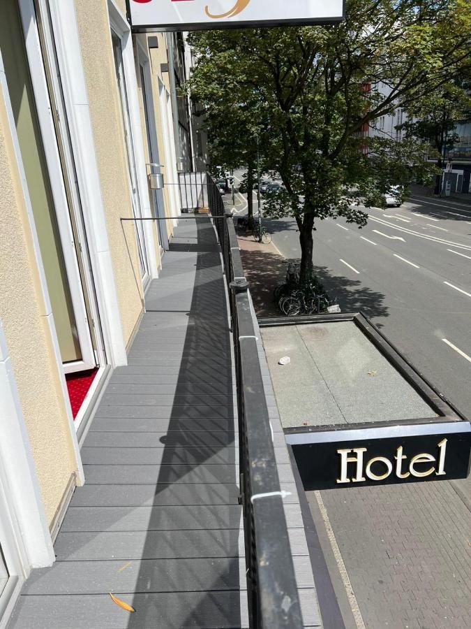 Palm Premium Hotel & Apartments Düsseldorf Esterno foto